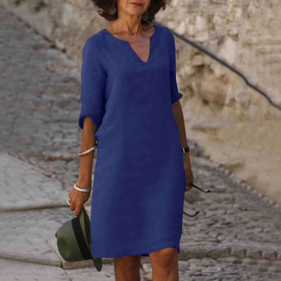 Madelon -  Elegante jurk met V-hals